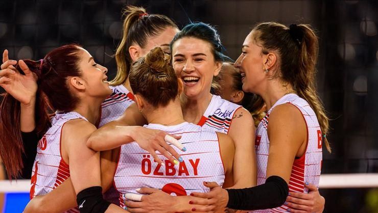 Filenin Sultanları Ne Kadar Kazanıyor? Voleybolcular Ne Kadar Kazanıyor? Milli Voleybolcu Maaşları Ne Kadar 2021? 2