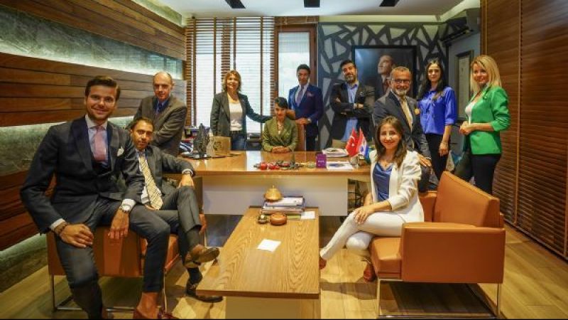 Remax Çalışanları Ne Kadar Kazanıyor? Gayrimenkul Danışmanı Nasıl Para Kazanır? 1