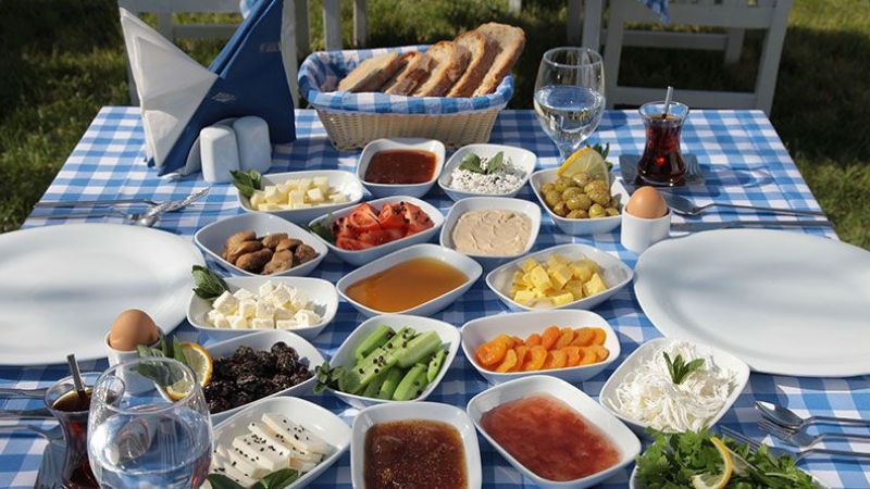 Ankara'da Nerede Kahvaltı Yapılır? Ankarada Köy Kahvaltısı Nerede Yapılır? Serpme Kahvaltı Menüsünde Neler Var? 3