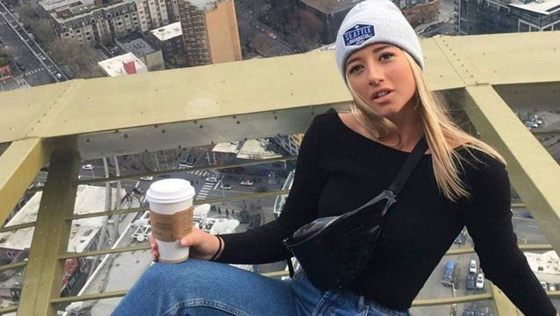 Survivor Aleyna Kalaycıoğlu'ndan Skandal Olay, Görenler Dondu Kaldı!! Annesi Canlı Yayında Öyle Bir Şey Yaptı Ki… Herkes Şaştı Kaldı... 3
