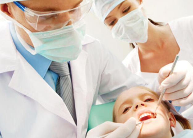 Diş Hekimleri Ne Kadar Maaş Alıyor? Dişçiler Ne Kadar Kazanıyor? Diş Doktoru Ayda Kaç Para Alır? 3