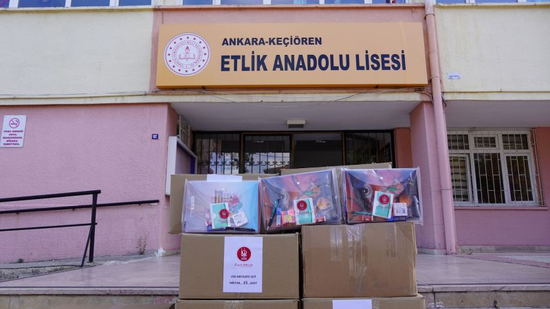 Ankara Keçiören belediyesinden öğrencilere 20 bin adet kırtasiye seti 4