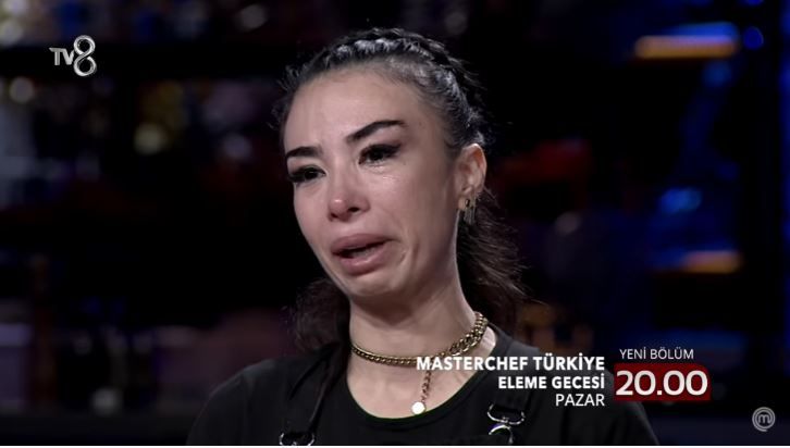 Masterchef Yarışmasında Burcu Yarışmayı Terk Etti! Şeflere Göndermesinden Sonra Büyük Skandal Patladı! Neler Oluyor? 3