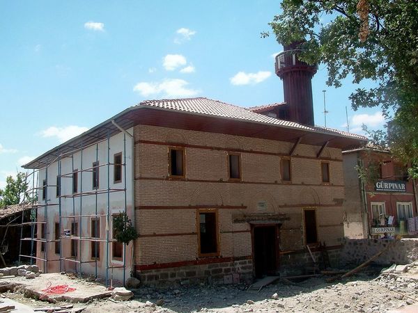 Ankara’nın En Eski Camisi Ağaç Ayak Camii Nerede? Ağaç Ayak Camisi Kaç Yılında Yapılmıştır? Mimari Özelliği Nedir? 2