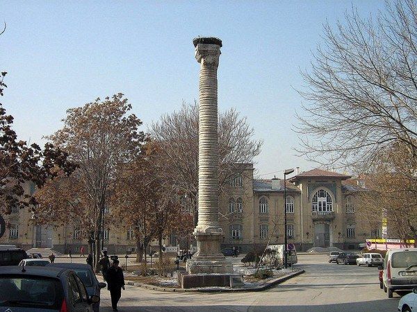 Belkıs Minaresi ( Julianus Sütunu) Ankara’da Nerede? Belkıs Minaresi Kaç Yılında, Kim Tarafından Yapılmıştır? İşte Tarihi Yerin Hikayesi… 2