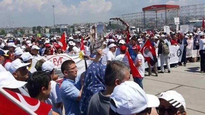 Emeklilikte Yaşa Takılanlar kimleri kapsıyor? EYT'li Olanlar İçin 6 Farklı Çözüm Önerisi! Prim ve Yıllara Dikkat... 4