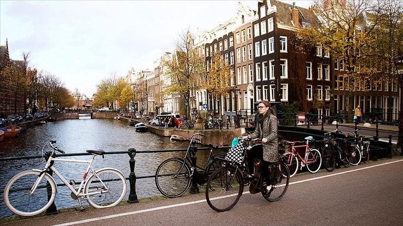 Hollanda Asgari Ücret 2022 Ne Kadar? Hollanda Gelişmiş Bir Ülke Mi, Zengin Mi? Hollanda'da Ekmek Ne Kadar 2022? Hollanda Mı Ucuz, Türkiye Mi Ucuz? 4