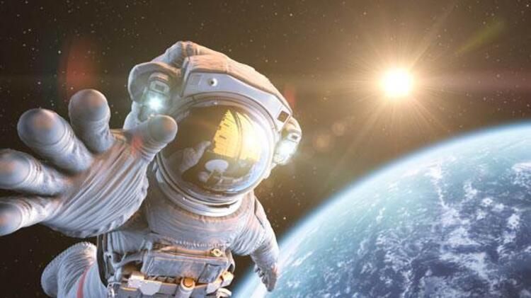 Astronot Maaşı 2022 Ne Kadar? Astronot Ne Kadar Maaş Alıyor? Astronot Olmak İçin Kaç Yıl Okumak Gerekir? 3