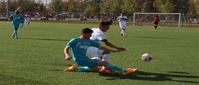 Nasıl Futbolcu Olunur? Futbolcu Olmak İçin Ne Yapmalıyım? 4
