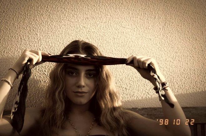 Esra Dermancıoğlu’nun Kızını Görenle Eridi Bitti! Güzelliğiyle Sosyal Medyayı İnletti! Öyle Bir Paylaşım Yaptı Ki… 3