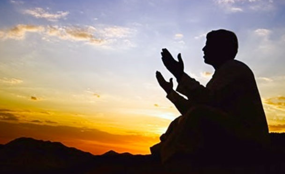 Hangi Burç Duaların Gücüne İnanır? İşte Ağzından Duası Eksik Olmayan Burçlar… 2
