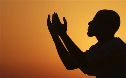 Hangi Burç Duaların Gücüne İnanır? İşte Ağzından Duası Eksik Olmayan Burçlar… 4