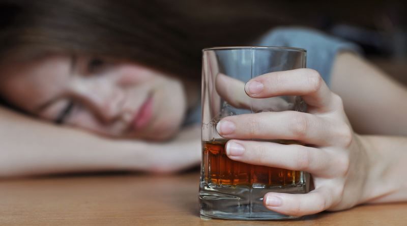 Alkol ve Kumar Hastalığı Olan Burçlar Hangisidir? İşte Kötü Alışkanlıkları Olan O Burçlar… 3