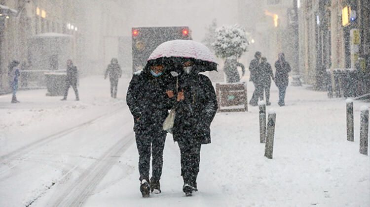 Tüm Ankara Yaşayanlara Kabus Gibi Haber! Meteorolojiden Kar ve Buz Uyarısı! Her Şey Yerlerde Olacak! Neler Oluyor? 2