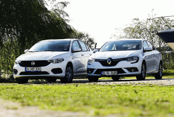 Araç Alacaklar Dikkat! Renault Clio 2022 Fiyat Listesi Belli Oldu! Sıfır Bayi Fiyatlarını Görenler Gözlerine İnanamadı! 2022 Renault Clio Kaç TL Oldu? 4