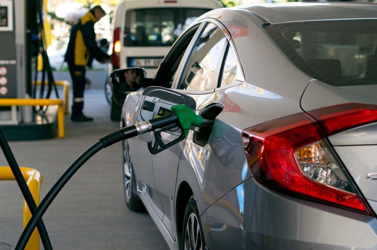 Ankara'da Benzin Ve Motorin Pompa Satış Fiyatları Düştü! Araçlar Benzinliklerde Kuyruk Oluşturdu! 3 Nisan 2022 Benzin, Motorin Ve LPG Fiyatları Şok Etti! 4