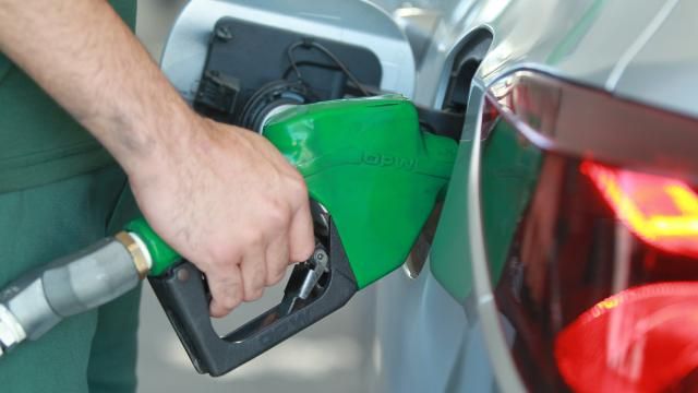 Benzin, Motorin ve LPG'ye Büyük İndirim! Bayram Öncesi Depoları Fulleyin! İşte Opet, Petrol Ofisi, Shell ve BP Yeni fiyatların Geçerli Olacağı Tarih… 3