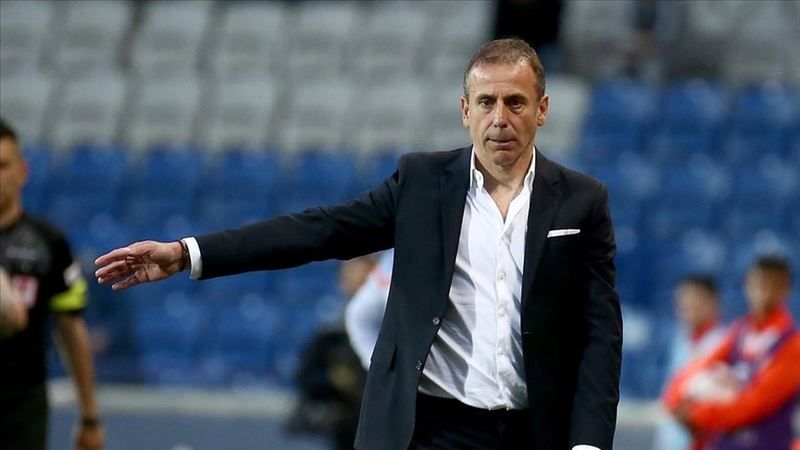 Trabzonspor Teknik Direktörü Abdullah Avcı Bakın Kaç Yaşındaymış! Görenler Şaştı Kaldı! Eşi Hülya Avcı ile Yaşları Dikkat Çekti! Meğer 32 Yıldır… 4