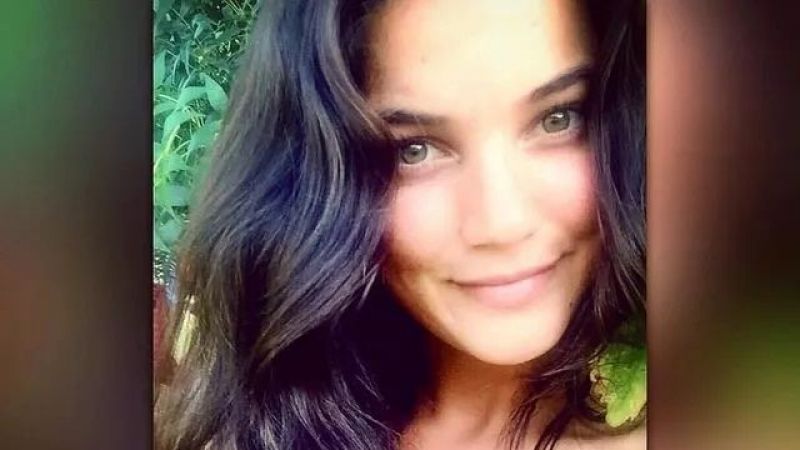 Yargı Dizisinin Ceylin’i Pınar Deniz’in Gençlik Fotoğrafı Instagram’ı Salladı! “Yıldız Olmak İçin Doğmuş!” Gençliği Bile… Görenlerin Nutuklar Tutuldu! 2