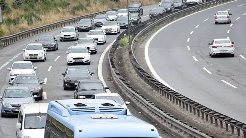 İkinci El Otomotiv Fiyatları Yüzde 20 Düştü! İkinci El Araba Fiyatları Neden Düştü? Sıfır Araçlara ÖTV'de İndirimi Gelecek Mi? 2