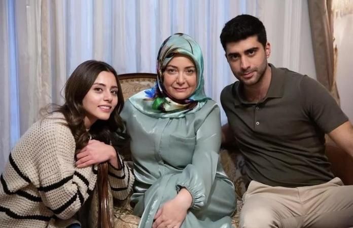 Kızılcık Şerbeti Dizisinde Ömer ve Kıvılcım Evlenecek Mi? Asıl Hikâye Şimdi Başlıyor; Sinirden Televizyonunuzu Kırabilirsiniz! Neler Oluyor? 2