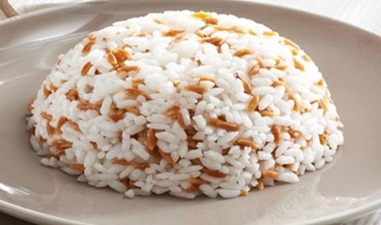 Tane Tane Pilavın Sırrı Sonunda Ortaya Çıktı! Boşuna Ağlayıp Sızlamayın, Pilavınızın Kötü Olmasının Nedeni Bunu Yapmamanız! Meğer… 2