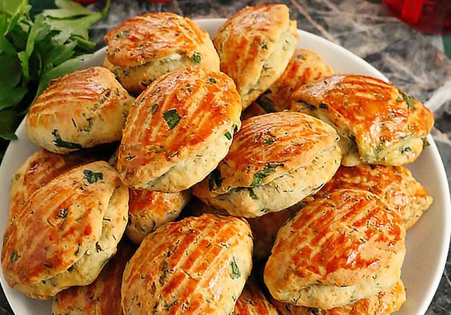 Pastane Poğaçasını Evinizde Yapmak Mümkün! Evinize Misafir Dolup Taşacak… On Dakikada Bir Çırpıda Yapabilirsiniz! Kahvaltının Vazgeçilmezi Olacak… 1