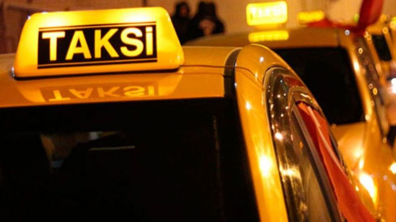 Ankara’da Taksi İndi Bindi Kaç TL? İndi Bindi 25 TL Mi! Taksi km başı kaç TL Yazar? 2022 Ankara’da Taksi Ücreti Ne Kadar Oldu? 2
