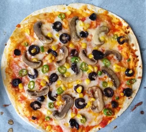 Bu Pizza İtalyanları Çılgına Çevirir! Hamura Falan Gerek Yok; Sadece 5 Dakikada Hazır! Tadına Doyum Olmuyor, Tıka Basa Doyacaksınız! 2