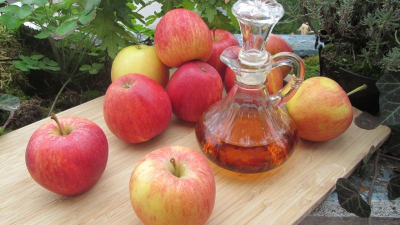 Ev yapımı doğal elma sirkesi nasıl yapılır tarifi? Elma sirkesi kaç gün sonra süzülür, kaç günde olur? Probiyotik elma sirkesi nasıl yapılır? 4