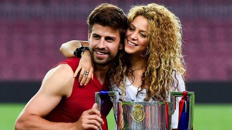 45’lik Shakira'nın Eski Sevgilisi Pique’ye Şarkılı Göndermesi Hit Oldu! Youtube’da 65 Milyon İzlendi… 4