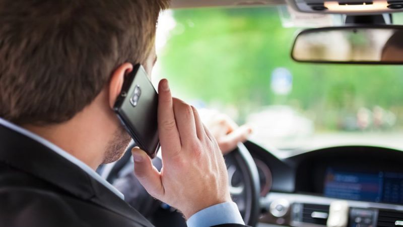 2023 Yılında Araçta Telefon İle Konuşan Tam Tamına 951 TL Ceza Ödeyecek! Trafikte Cep Telefonu Kullanmanın Cezası Ne Kadar Oldu? 4