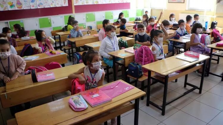 Milli Eğitim Bakanı Az Önce Duyurdu! 10 İlimizde Okullar Ne Zaman Açılacak? 1 Mart Deniyordu… 3