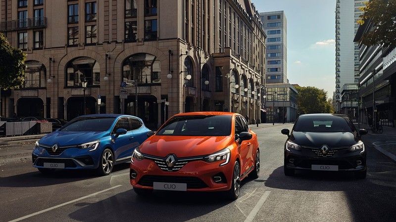 Renault Clio Şubat 2023 Fiyat Listesini Yayınladı! Bu Fiyatlara Cillop Gibi Arabanız Olacak! En Yükseği Bile… 3