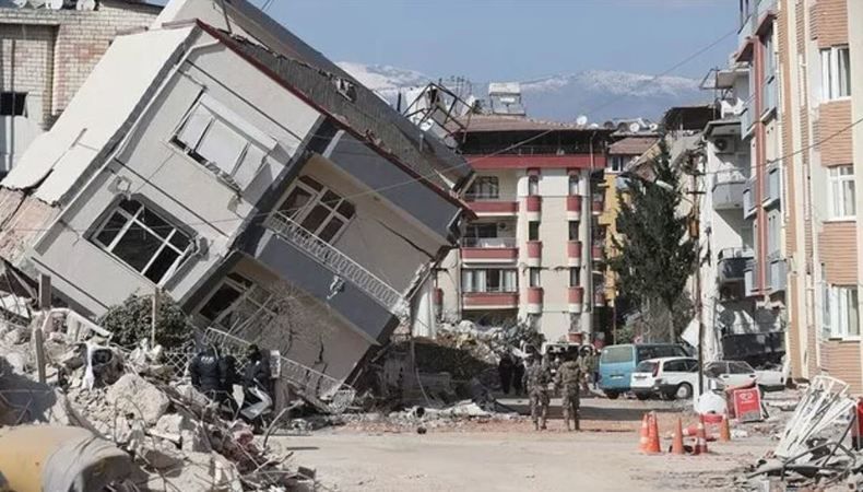 İzmir, Bingöl ve İstanbul Depremleri… Kapının Ağzına Dayandılar; 7.2 ve 7.4 Şiddetinde Olacağı… 3