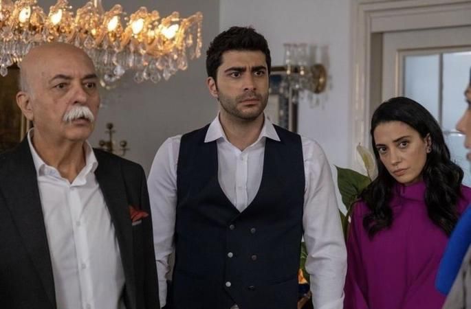 SHOW TV’den Kızılcık Şerbeti Kararı! Seyircilerine Kahreden Haber Geldi; Yalı Çapkını Çelmeyi Takınca… 2