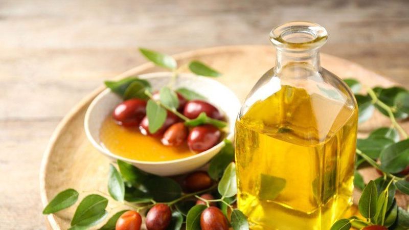 Yüzünüzü Pürüzsüz ve Pamuk Gibi Yapıyor! Cilde En İyi Gelen Yağ Hangisidir? Faydaları Nelerdir? 3