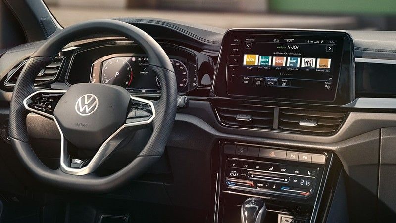 Volkswagen Nisan Ayı Sıfır Araç Fiyatları Belli Oldu! Markanın Suv Modeli Olan T-ROC 2023 Fiyat Listesi Yayınlandı! Elinizi Çabuk Tutun... 4