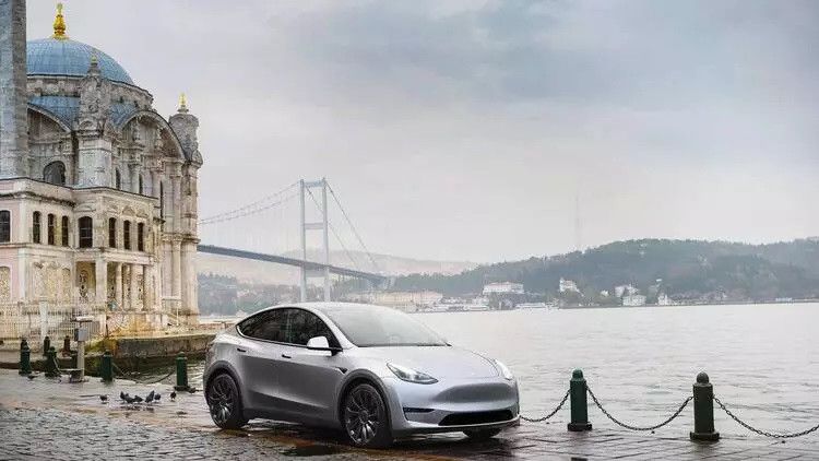 Tesla Avrupa Fiyatlarında İndirim Yaptı! Türkiye'de Tesla Model Y Fiyatında İndirim Gelir mi? Avrupa'da Ne Kadar İndirim Yapıldı? 3