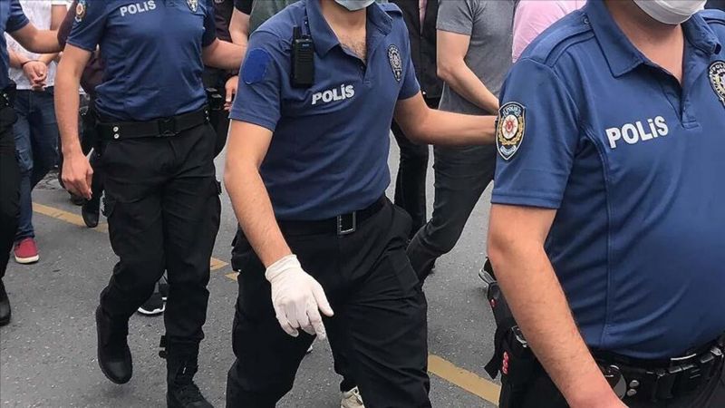 Ankara'da o terör örgütüne dev operasyon! Çok Sayıda Gözaltı var… Silahlar, mermi, örgütsel doküman ve dolarlar ele geçti! 1