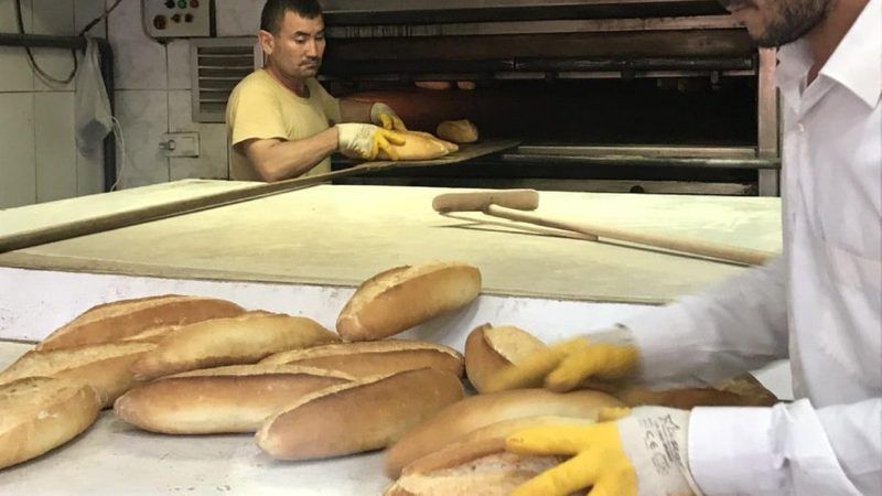 Ankara'da Halk Ekmeğe Zam Mı Geldi? Ankara Halk Ekmek ve Simit Kaç Lira? Ankara Halk Ekmek Fiyatı Merak Uyandırdı? 1