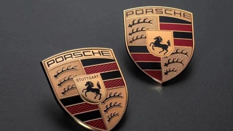 Alman otomotiv devi Porsche yeni logosunu tanıttı! Yenilenen tasarıma gelen yorumlar gündem oldu! “Bu nasıl değişim?” 2