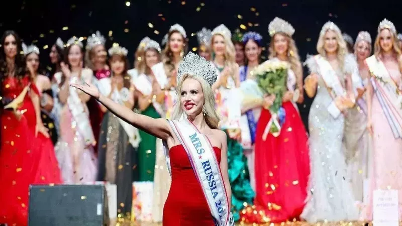 Rus Güzellik Kraliçesi Seçildiğine Bin Pişman Oldu! Öyle Fotoğrafları Ortaya Çıktı ki; Kimse İnanamadı! Instagram Pozları Ortalığı Karıştırdı! 1