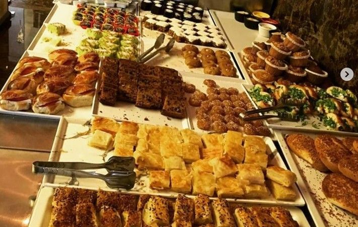 Ankara’da 120 Çeşit Açık Büfe Kahvaltı Çok Popüler! Kilo İle Satılıyor! Üstelik Kişi Başı Fiyatı Sadece 99 TL... Hafta Sonu! 4