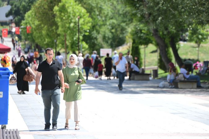 Ankara’nın En Gözde Mekanı Oldu! Üreğil Millet Bahçesi Tatilde Doldu Taştı... Piknik, Yürüyüş, Çocuk Parkları! 3