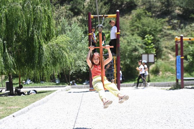 Ankara’nın En Gözde Mekanı Oldu! Üreğil Millet Bahçesi Tatilde Doldu Taştı... Piknik, Yürüyüş, Çocuk Parkları! 11