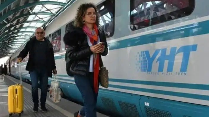 YHT Bilet Fiyatları Belli Oldu! % 30 Zam... Ankara – İstanbul – Eskişehir- Sivas YHT Tren Biletleri Ne Kadar Oldu? 2