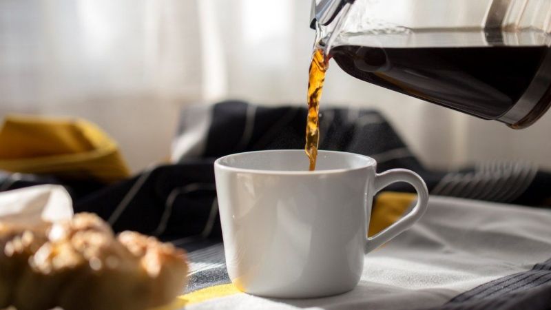 Sabahları ayılmak için kahve içilir mi? Bir bardak kahve içerseniz, bakın vücudunuzda neler oluyor? 1