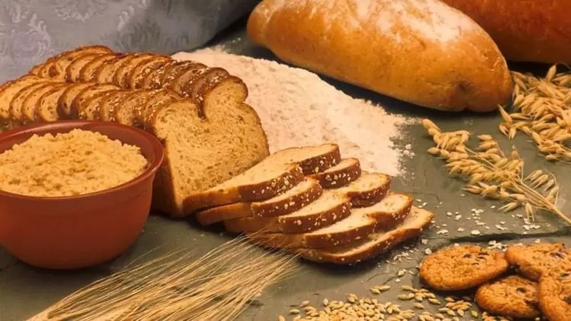 Ekmeksiz Doymuyorum Diyenlere Güzel Haber! Meğer Ekmek yiyerek kilo vermek mümkünmüş! Yağları Yakıyor.. Tek şart, doğru ekmeği seçmek… 2