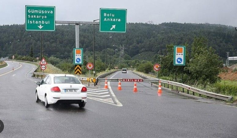 Ankara-İstanbul Anadolu Otoyolu kapandı mı, ne zaman açılacak? Ankara-İstanbul yolu neden kapandı? 1